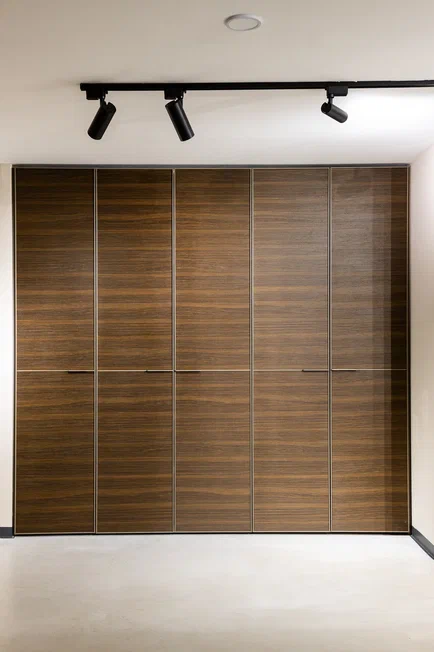 Гардеробная AMPIO DOORS фасад LEM